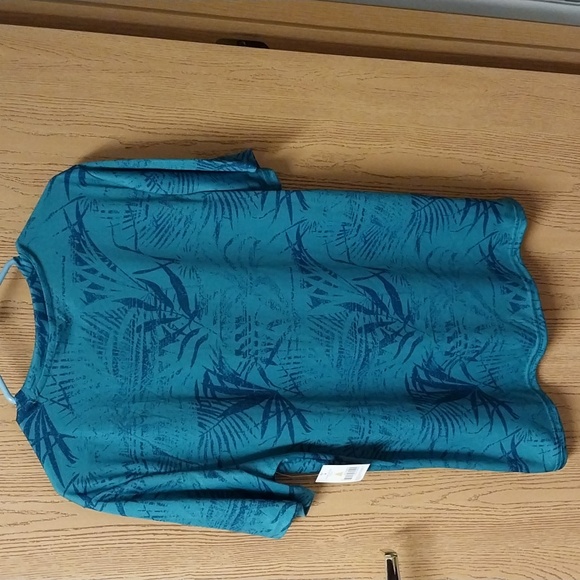 Mens top - Picture 3 of 5